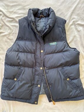 L.L. Bean Women's Mountain Classic Down Puffer Vest